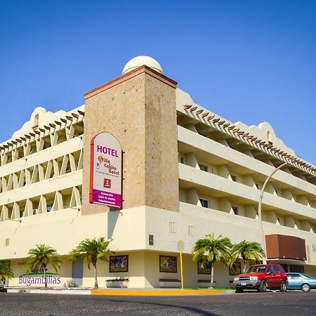 Hotel Villa Cahita Los Mochis Exterior photo